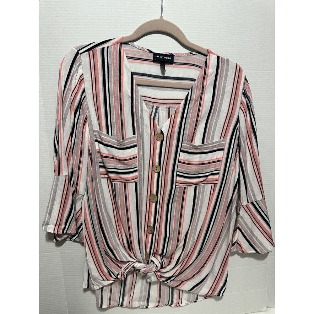 I.N. Studio womens top size S NWT
